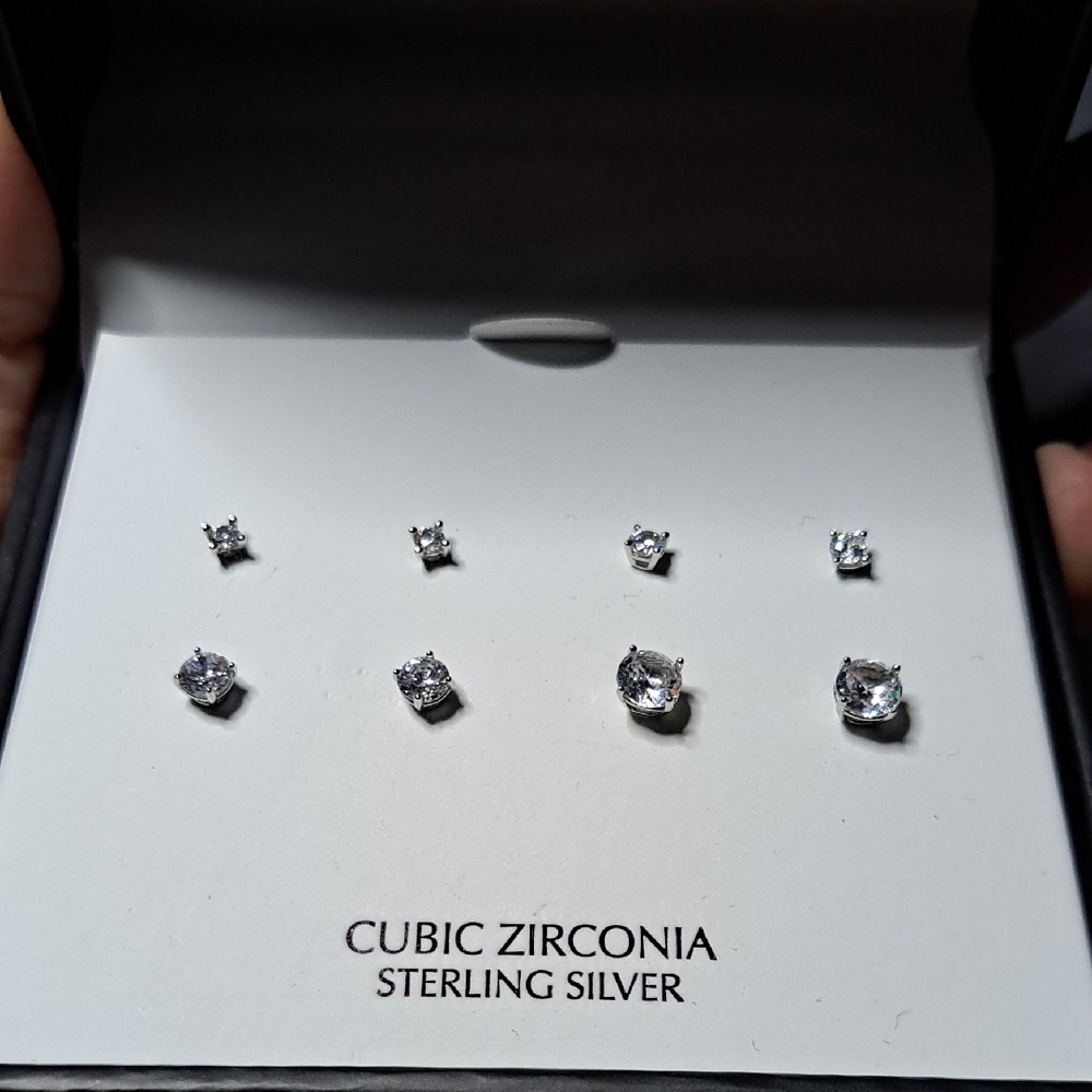 Giani Bernini Earring Set